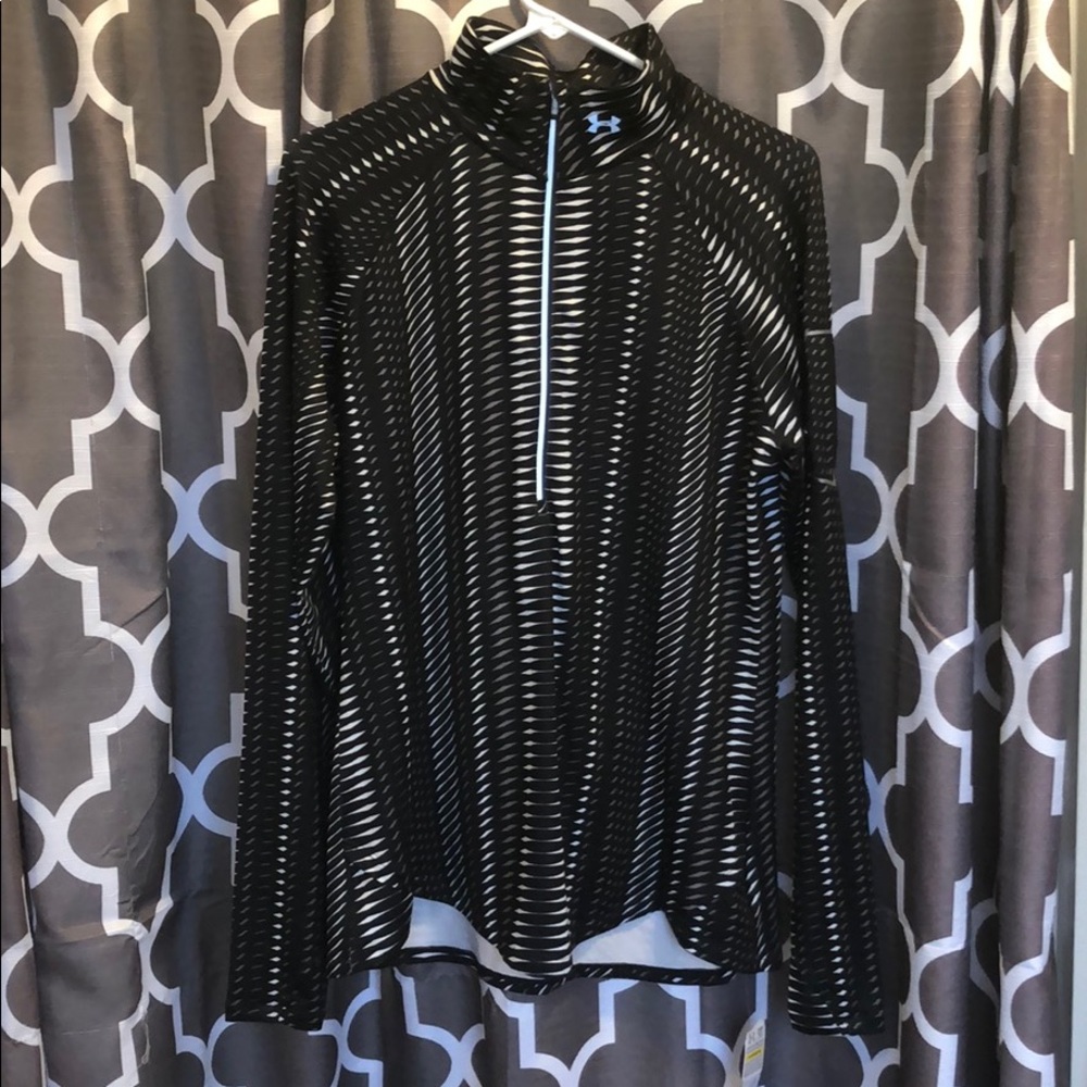 Black and white under armour half zip top